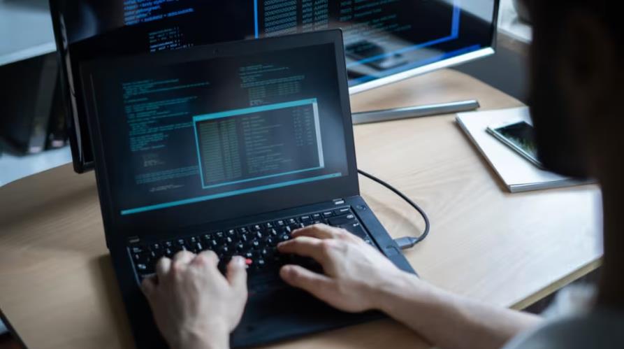 石家庄小程序开发破局关键：筑牢AWS DevOps工程师核心能力